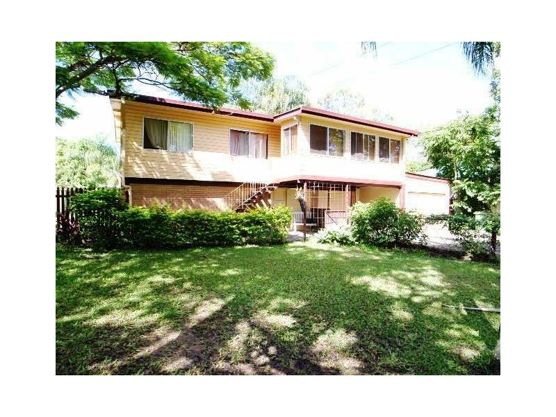 124 Bardon Road, Kingston QLD 4114