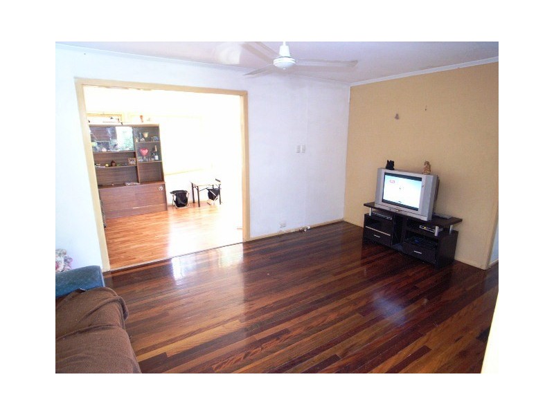 124 Bardon Road, Kingston QLD 4114