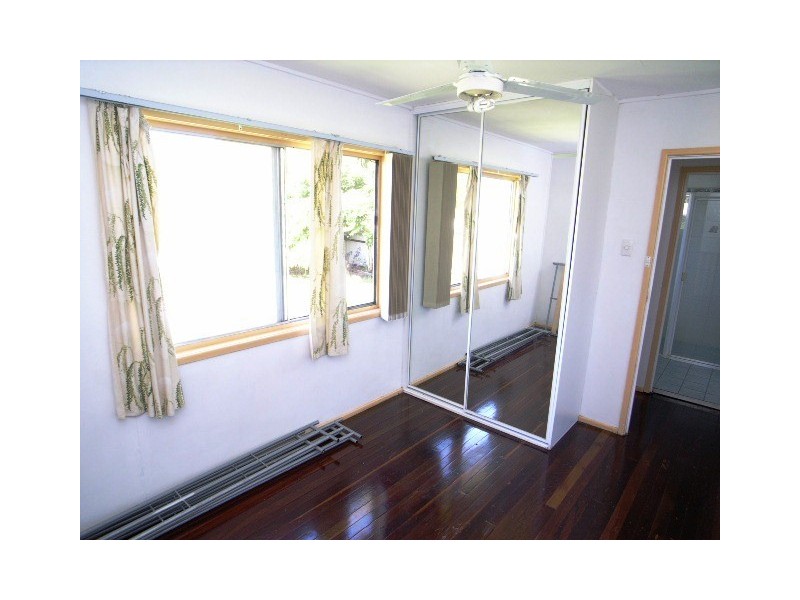124 Bardon Road, Kingston QLD 4114
