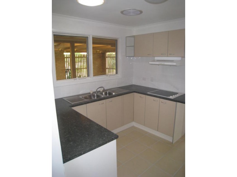 15 WOOTTON CRESCENT, Springwood QLD 4127