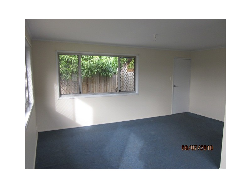 4 Fairdale Street, Woodridge QLD 4114