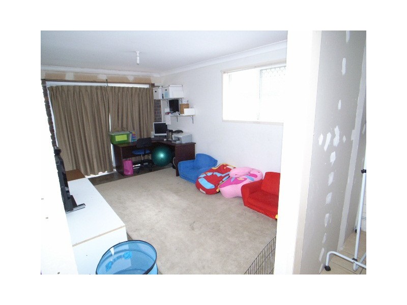 15 Buttercup Close, Meadowbrook QLD 4131