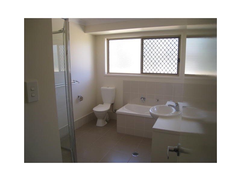 4/47 Queens Road, Kingston QLD 4114