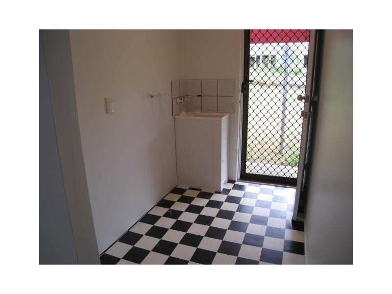 63 Smith Road, Woodridge QLD 4114