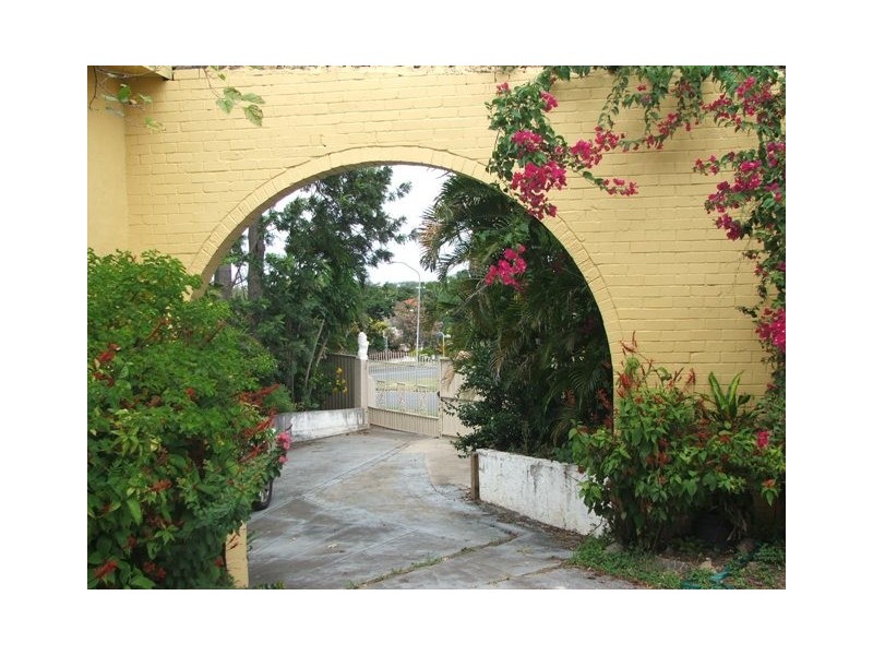 579 NEWNHAM ROAD, Upper Mount Gravatt QLD 4122