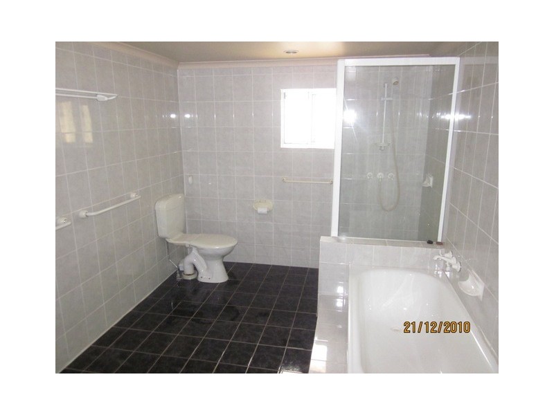 579 NEWNHAM ROAD, Upper Mount Gravatt QLD 4122