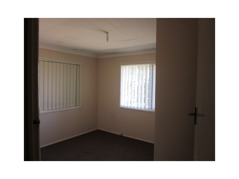 19 Ash Avenue, Woodridge QLD 4114