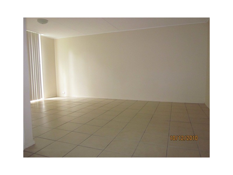 74 Mayes Avenue, Kingston QLD 4114