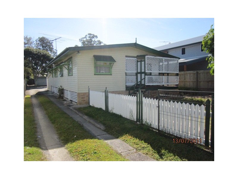 6 LEMON STREET, Runcorn QLD 4113