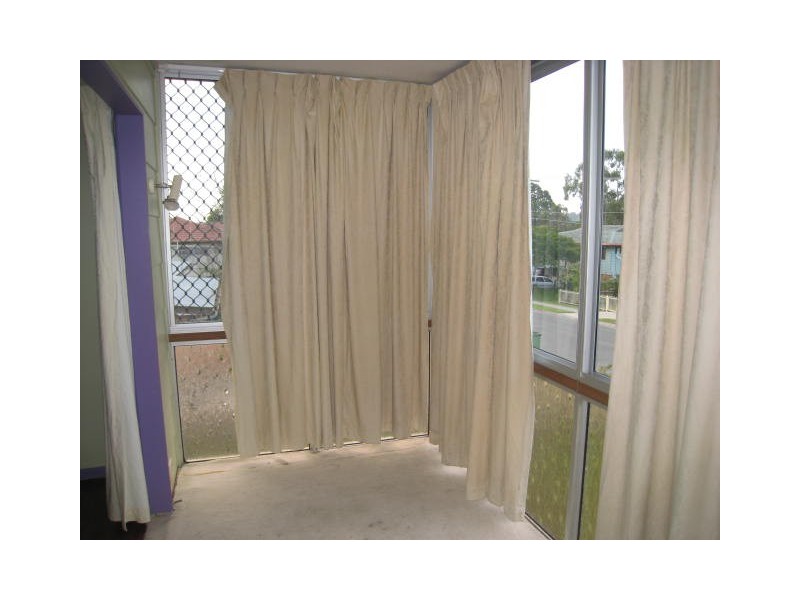 22 Monarch Street, Kingston QLD 4114