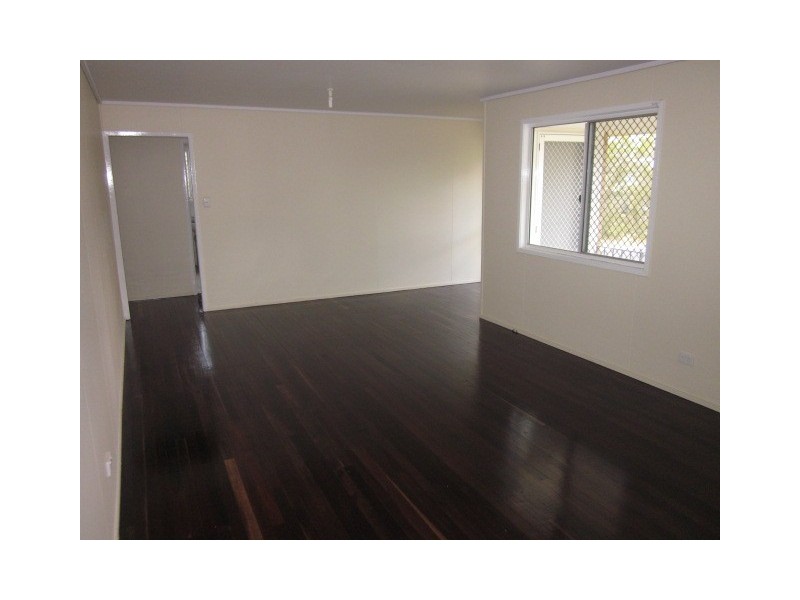 19 Anchusa Street, Kingston QLD 4114