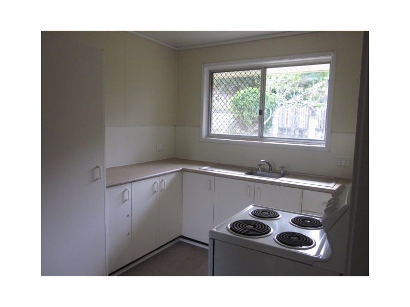 19 Anchusa Street, Kingston QLD 4114