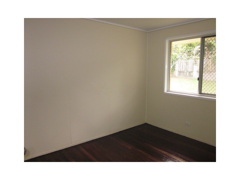 19 Anchusa Street, Kingston QLD 4114