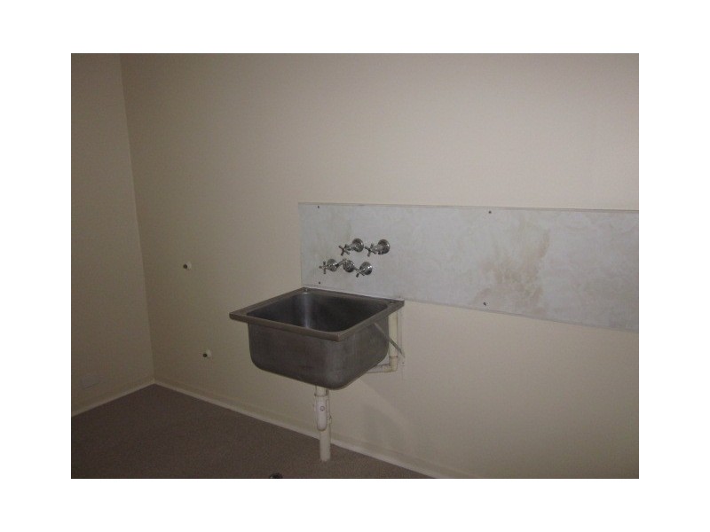 19 Anchusa Street, Kingston QLD 4114