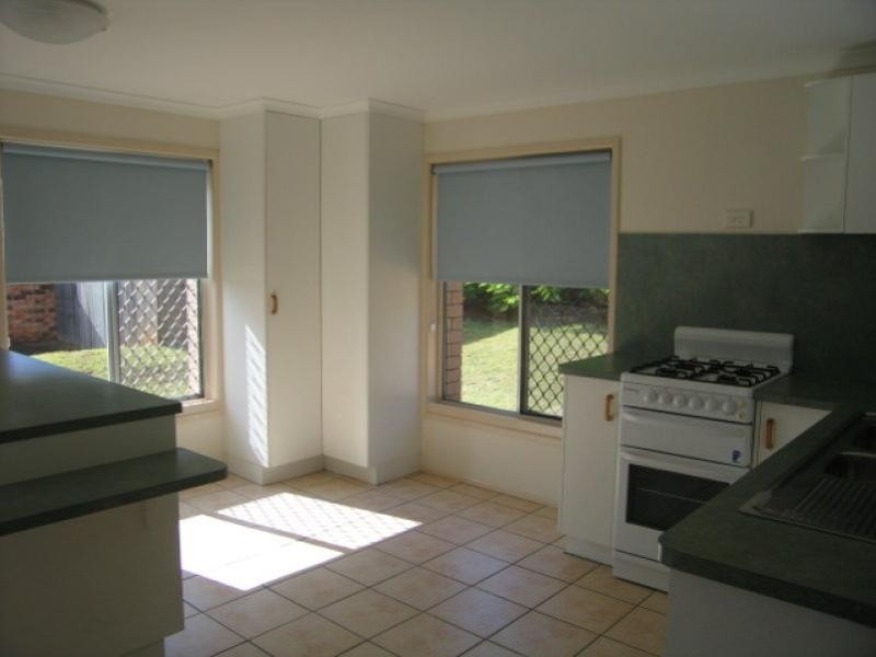 13 Kinloch Street, Daisy Hill QLD 4127