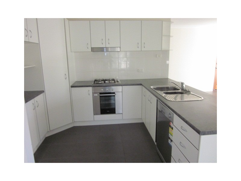 5/47 Queens Road, Kingston QLD 4114