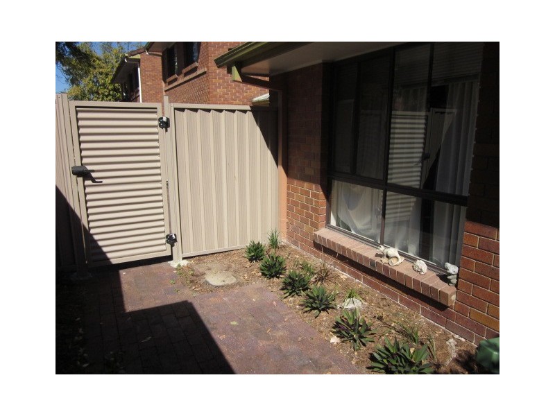 30/127 Barbaralla Drive, Springwood QLD 4127