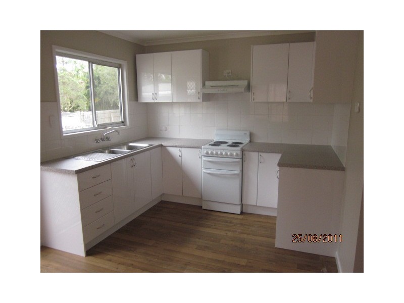 4 Aquarius Drive, Kingston QLD 4114