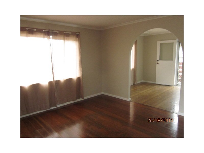 4 Aquarius Drive, Kingston QLD 4114