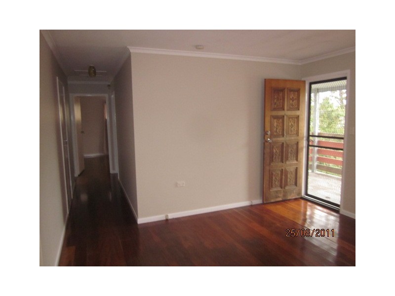 4 Aquarius Drive, Kingston QLD 4114