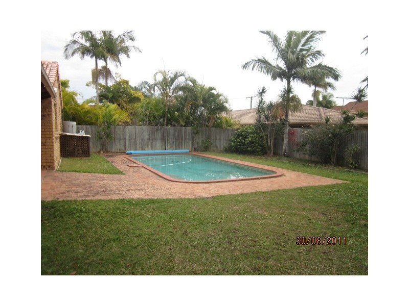 66 JOHN PAUL DRIVE, Daisy Hill QLD 4127