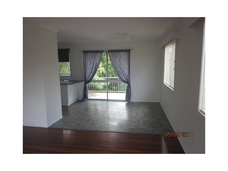 15 Strathdarr Street, Woodridge QLD 4114