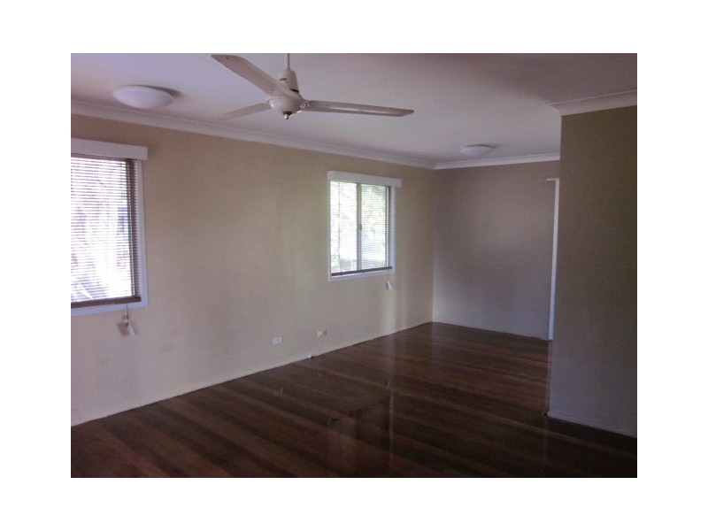 9 Gwinear Street, Kingston QLD 4114