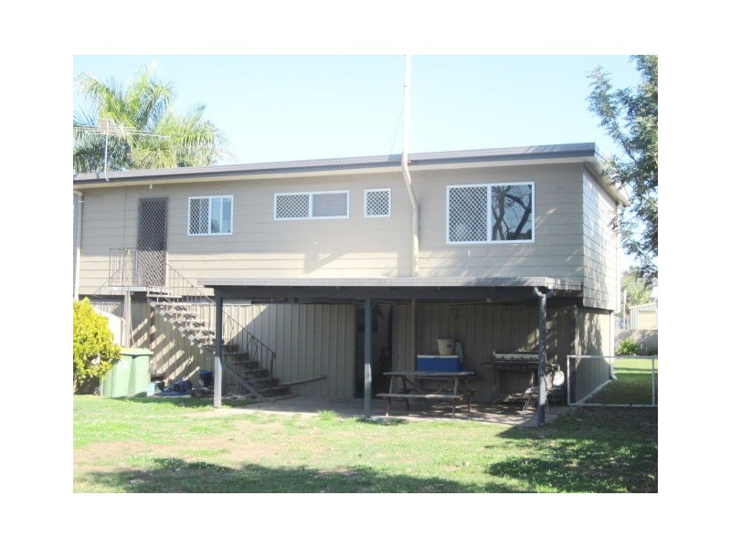 19 Kelvin Street, Woodridge QLD 4114