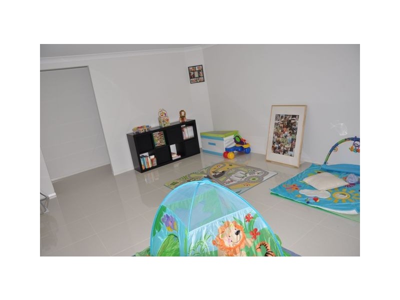 43 Windsor Street, Slacks Creek QLD 4127