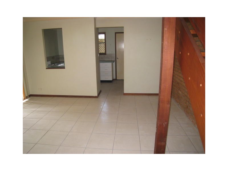 1/15 Elkhorn Street, Woodridge QLD 4114