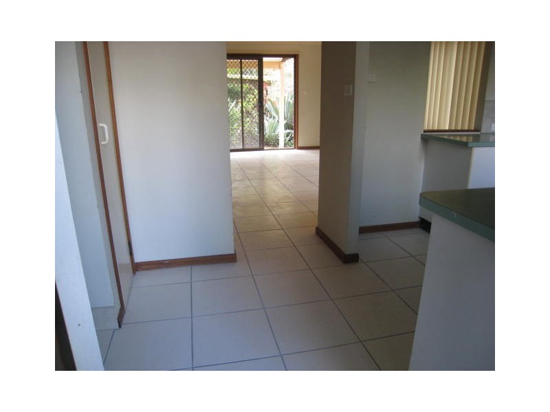 1/15 Elkhorn Street, Woodridge QLD 4114