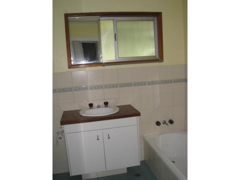 10 Aldinga Street, Redbank Plains QLD 4301