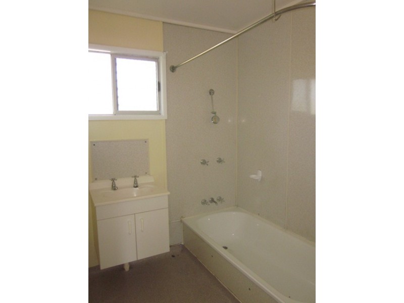 17 Evelyn Street, Slacks Creek QLD 4127