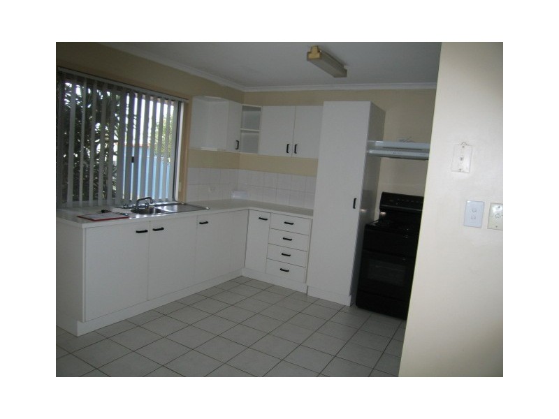 5 Emperor Circuit, Kingston QLD 4114