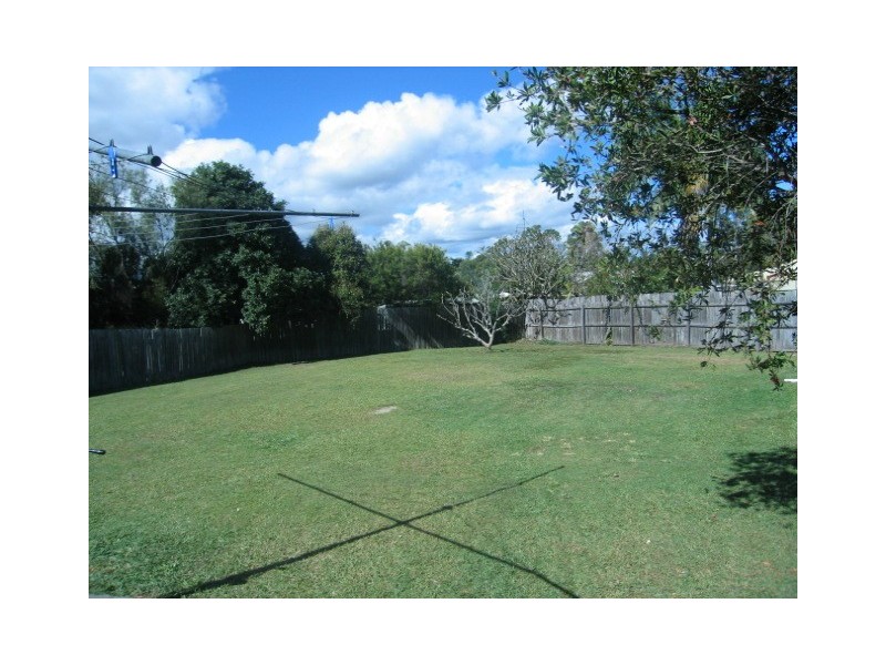 5 Emperor Circuit, Kingston QLD 4114