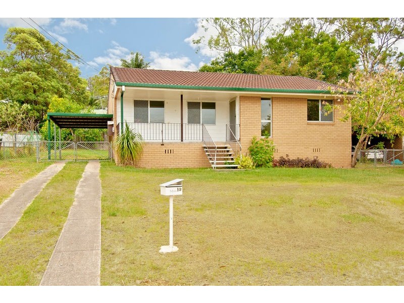 19 Anchusa Street, Kingston QLD 4114