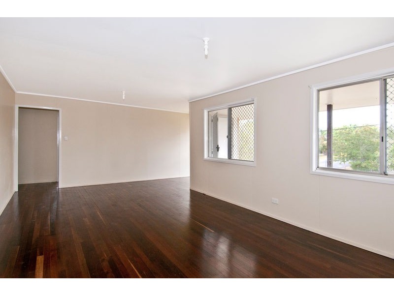 19 Anchusa Street, Kingston QLD 4114