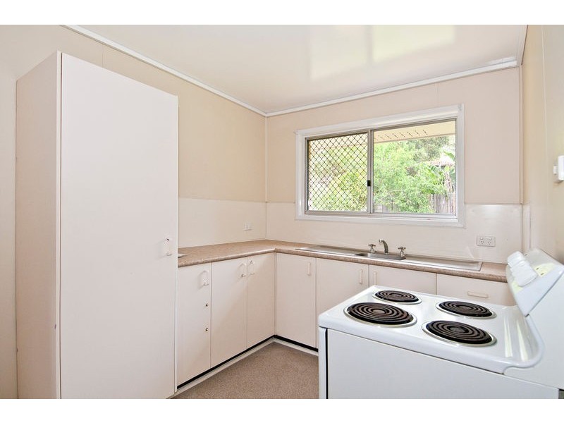 19 Anchusa Street, Kingston QLD 4114