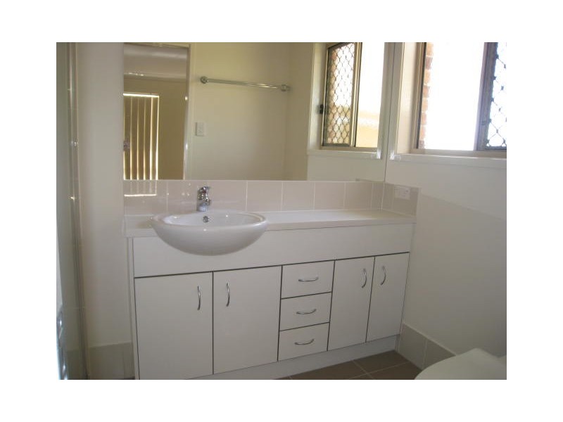 4/47 Queens Road, Kingston QLD 4114