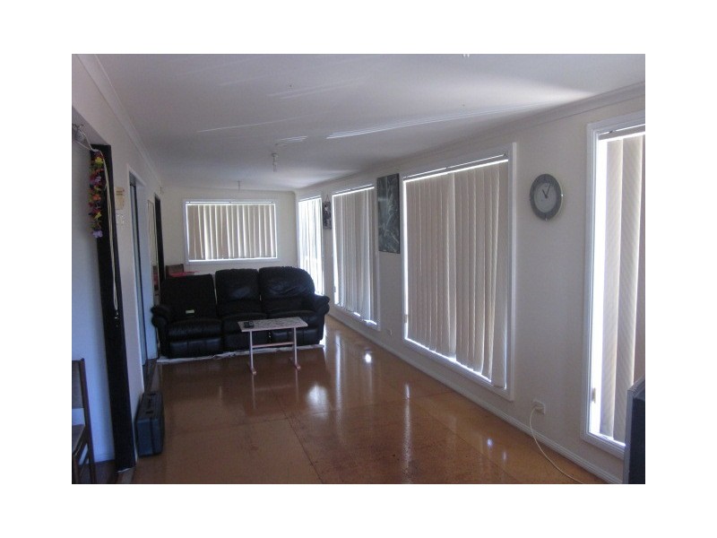 8 Snowdon Street, Slacks Creek QLD 4127