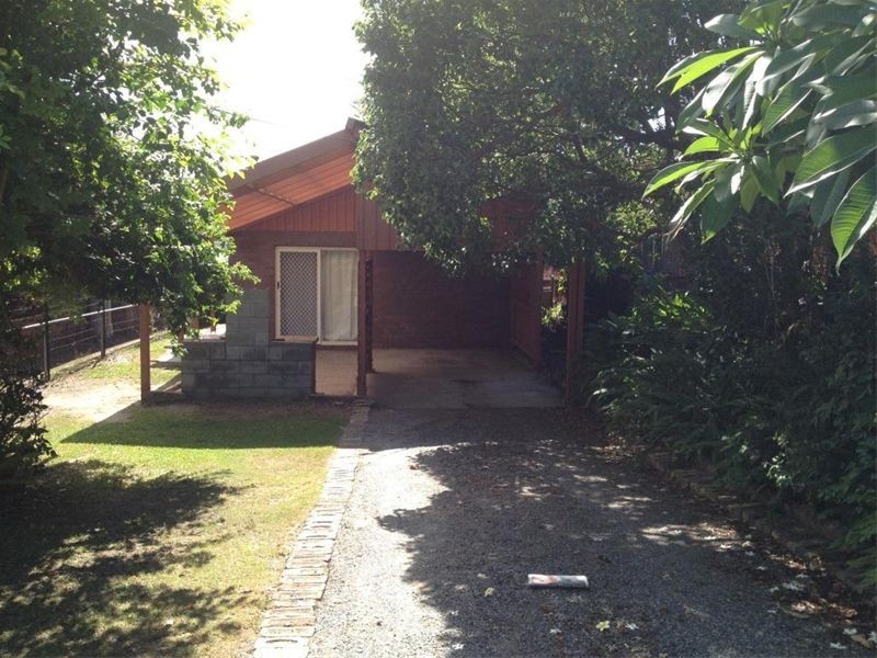 60  Shelley Street, Cannon Hill QLD 4170