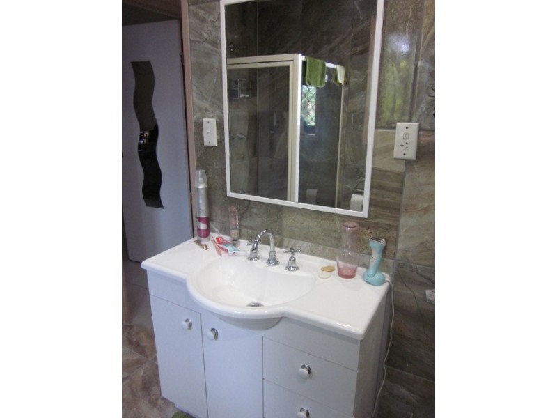 18/28 Defiance Road, Logan Central QLD 4114