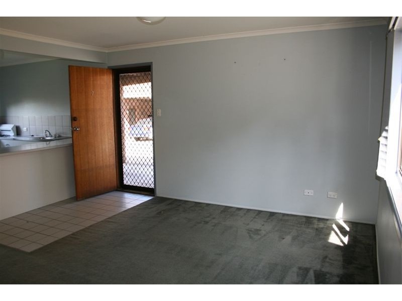 7/111 Kingston Road, Woodridge QLD 4114