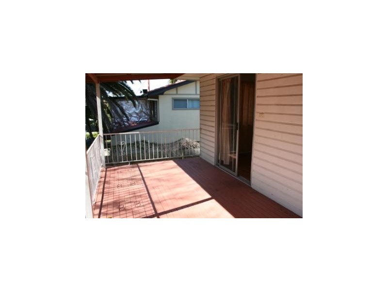 16 Lowanna Street, Slacks Creek QLD 4127