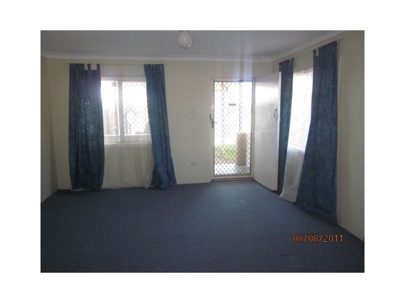 1/84 Railway Parade, Woodridge QLD 4114