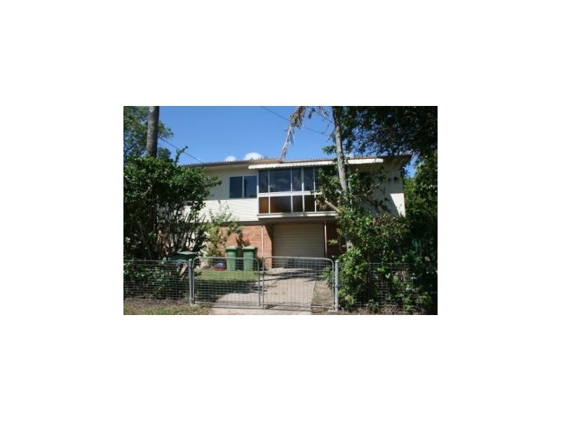 3 Camelia Avenue, Kingston QLD 4114