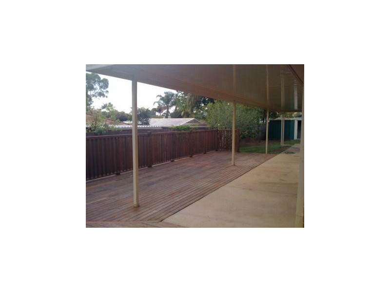 8 Warren Court, Loganlea QLD 4131