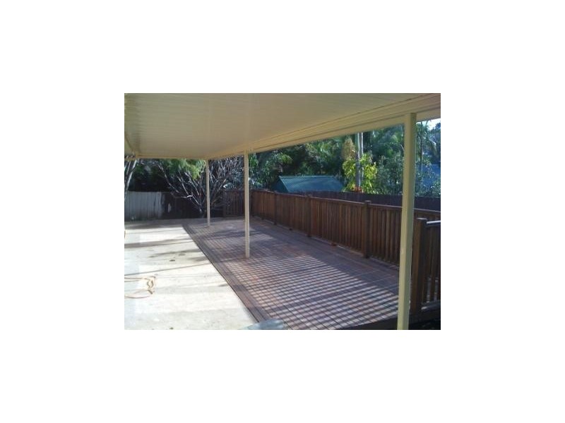 8 Warren Court, Loganlea QLD 4131