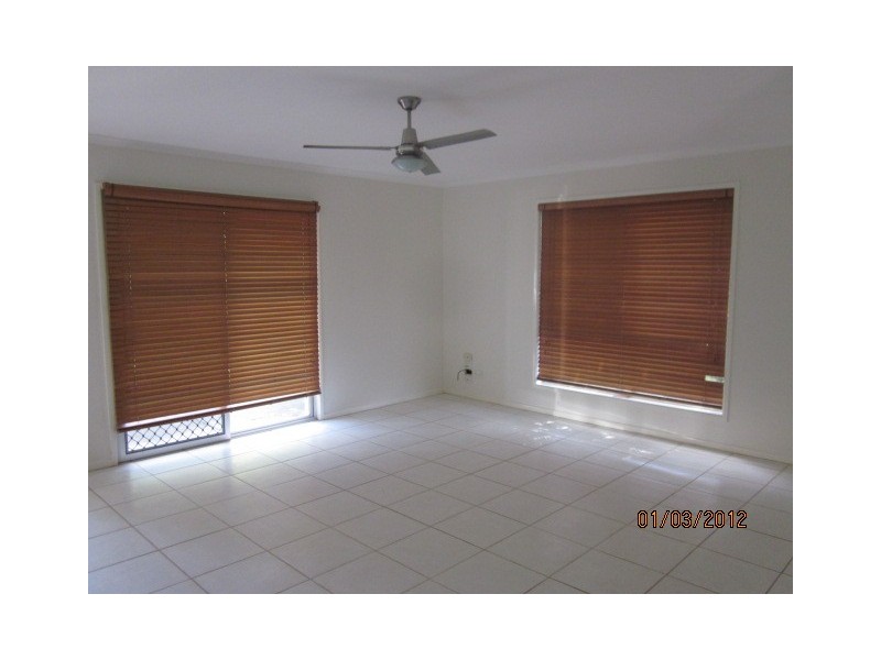 7 Emperor Court, Kingston QLD 4114