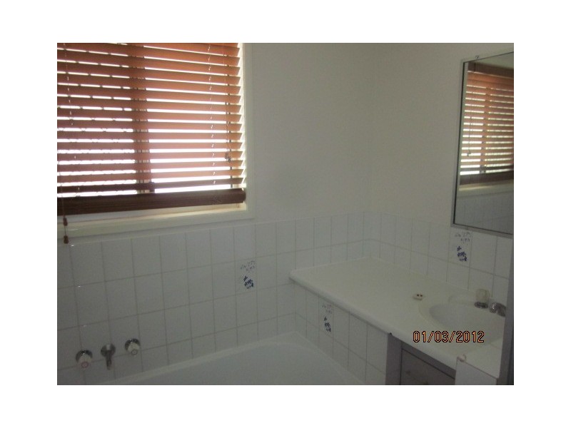 7 Emperor Court, Kingston QLD 4114